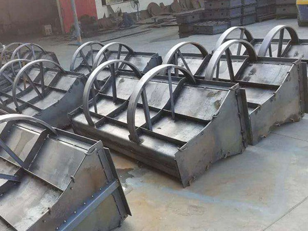 防撞护栏钢模具 (15)