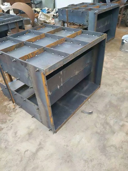 流水槽钢模具 (10)
