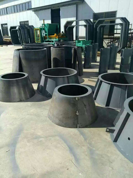 检查井钢模具 (1)