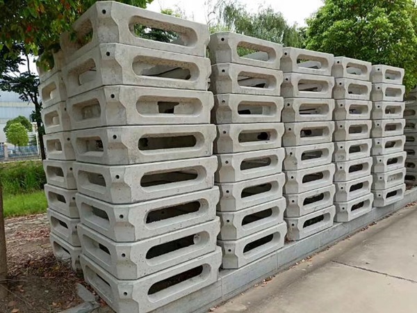 框格护坡钢模具 (9)