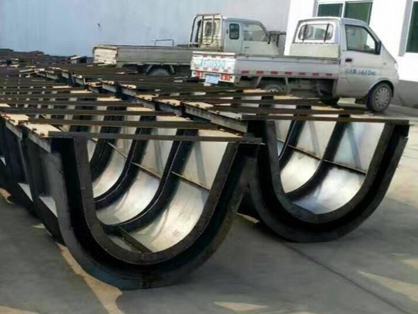 流水槽钢模具 (5)