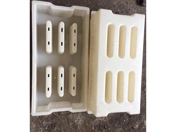 长条孔沟盖板模具 1(2)