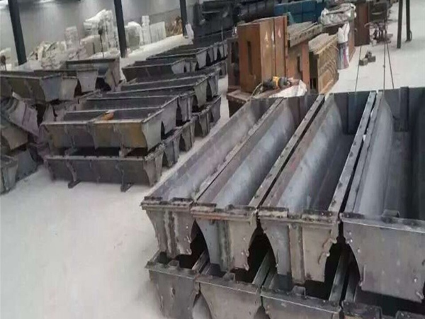 隔离墩钢模具 (25)