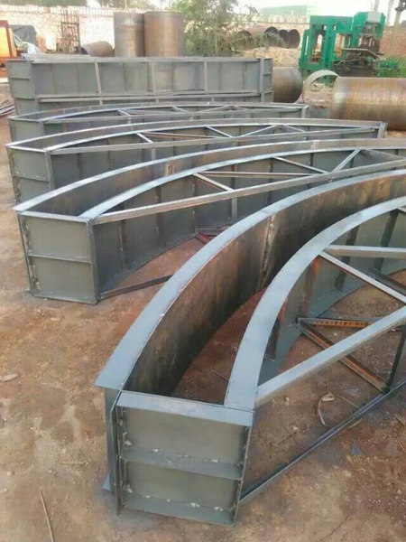 拱形护坡钢模具 (4)