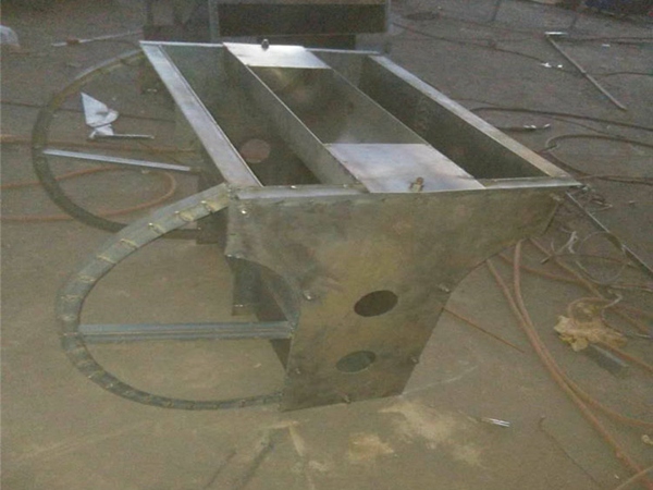 隔离墩钢模具 (24)