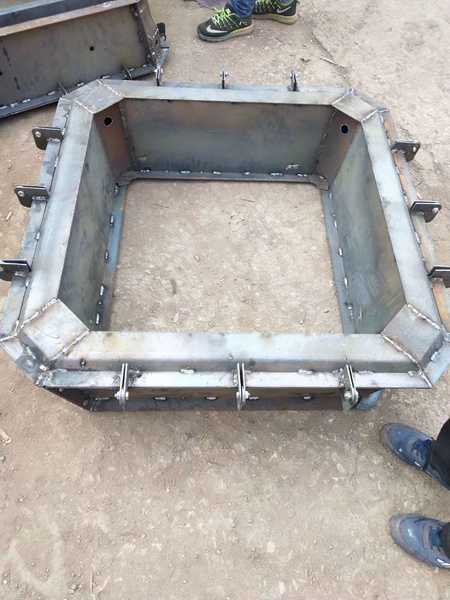 框格护坡钢模具 (5)